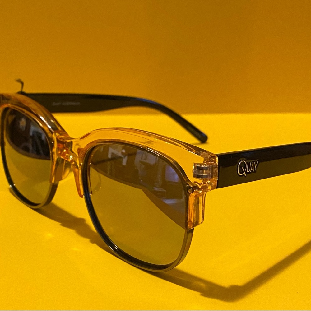 Quay Australia - Bronx Half-Rimmed Sunglasses in Coffee with Silver Mirr… - Picture 3 of 16